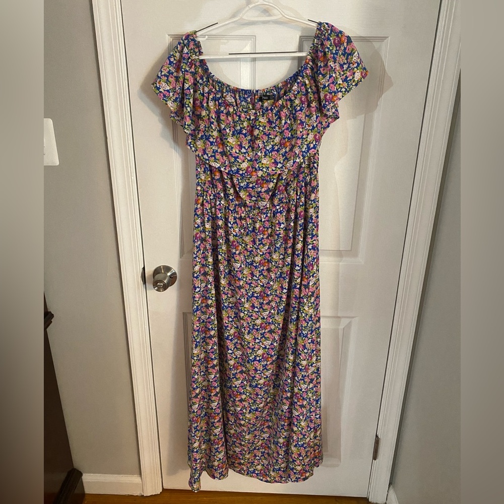 Boohoo off the shoulder floral maxi dress